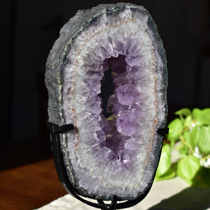 Amethyst Statement Portal with Custom Black Stand